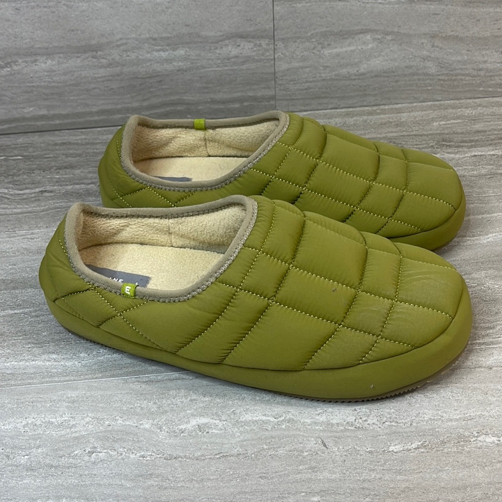 NWOB Everlane ReNew Fleece Scuff Slipper Olive Size Small US 8.5